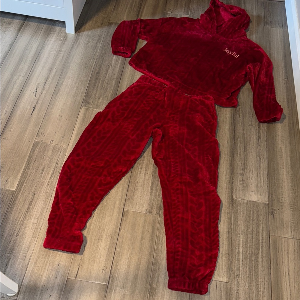 Size S 4-6 JoySpun Red Velour Joyful Pajama Hoodie and Jogger Set, like New Soft